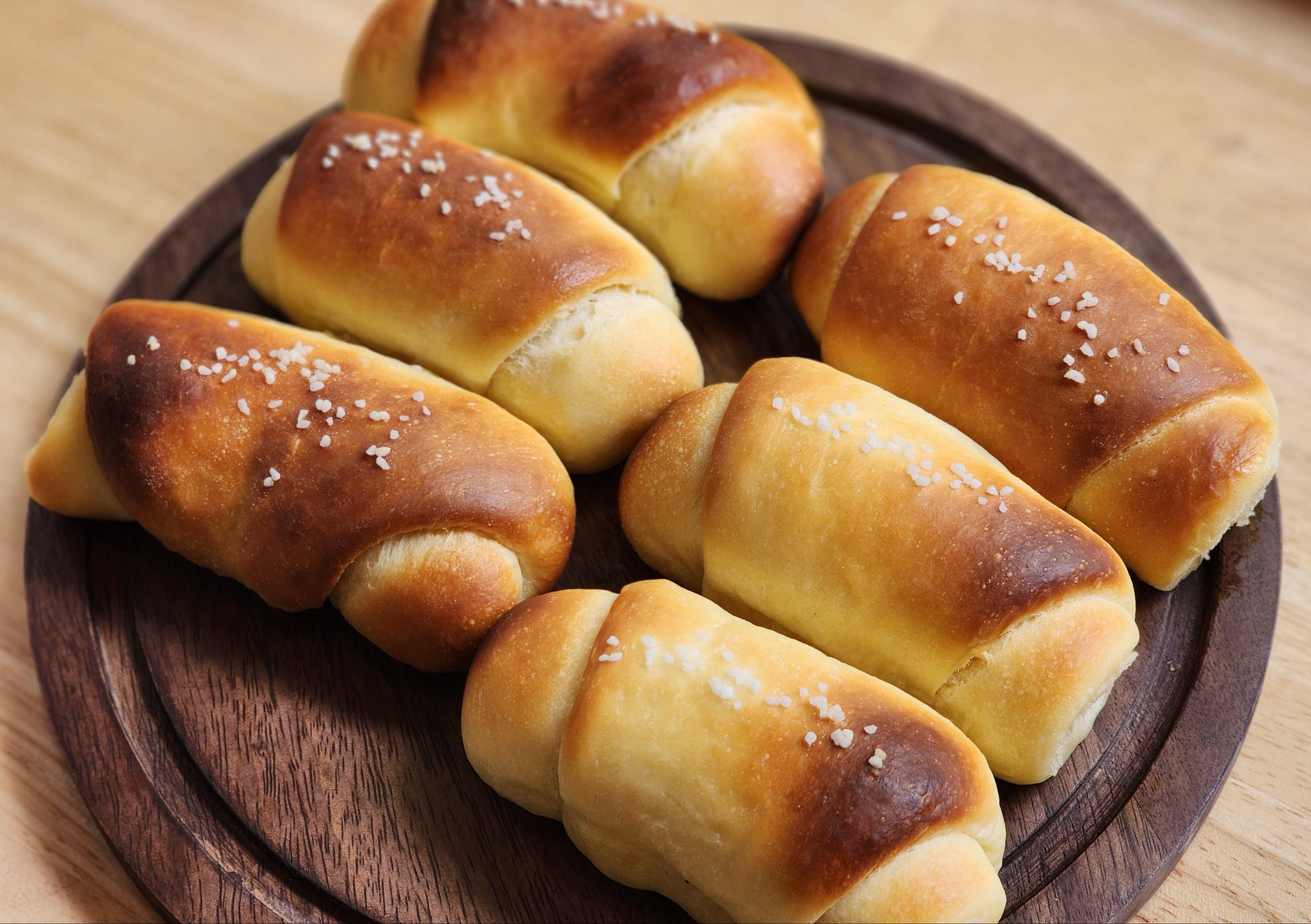 Salt bread (Shio pan)