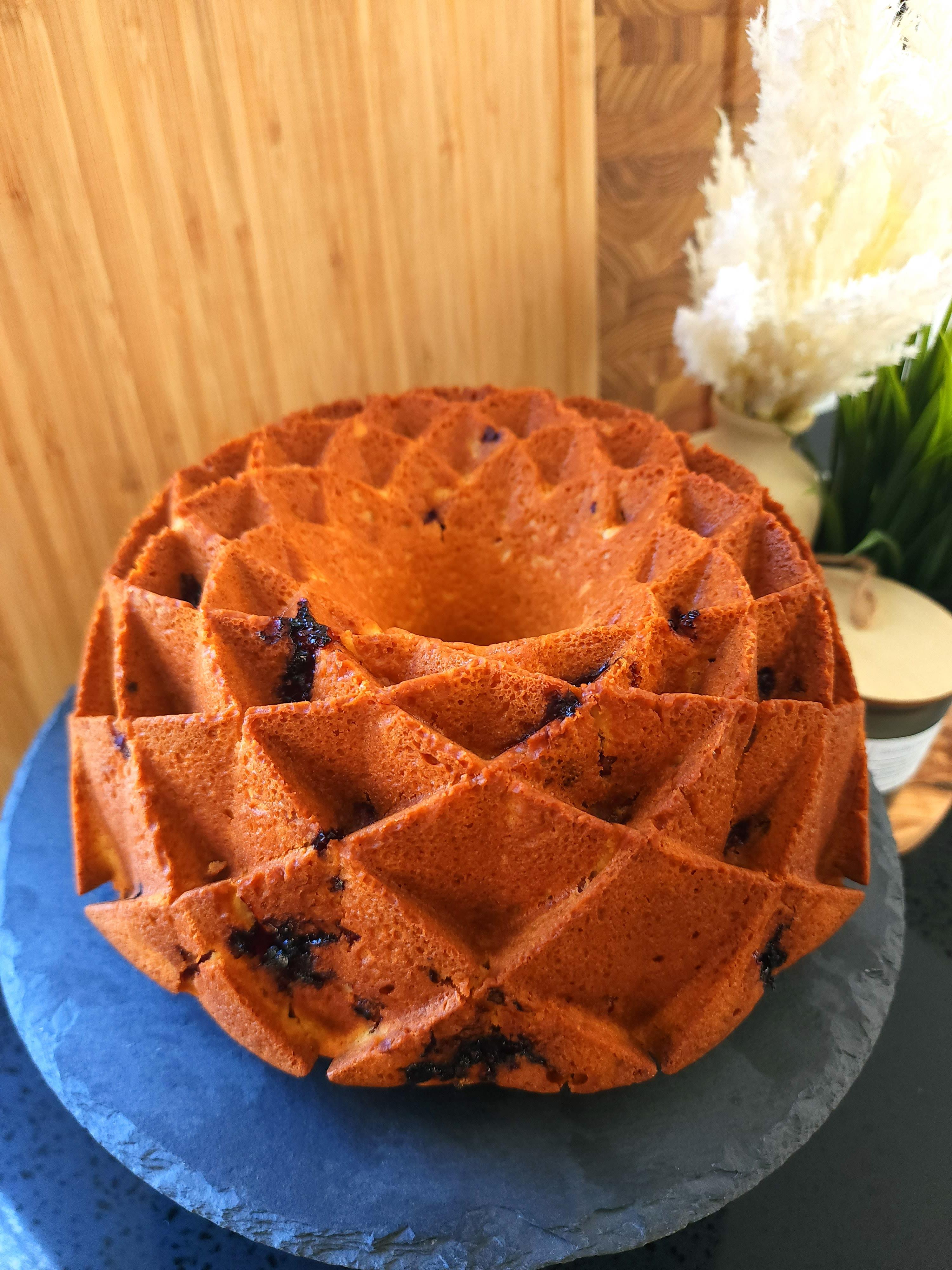 Raspberry & Vanilla Cake