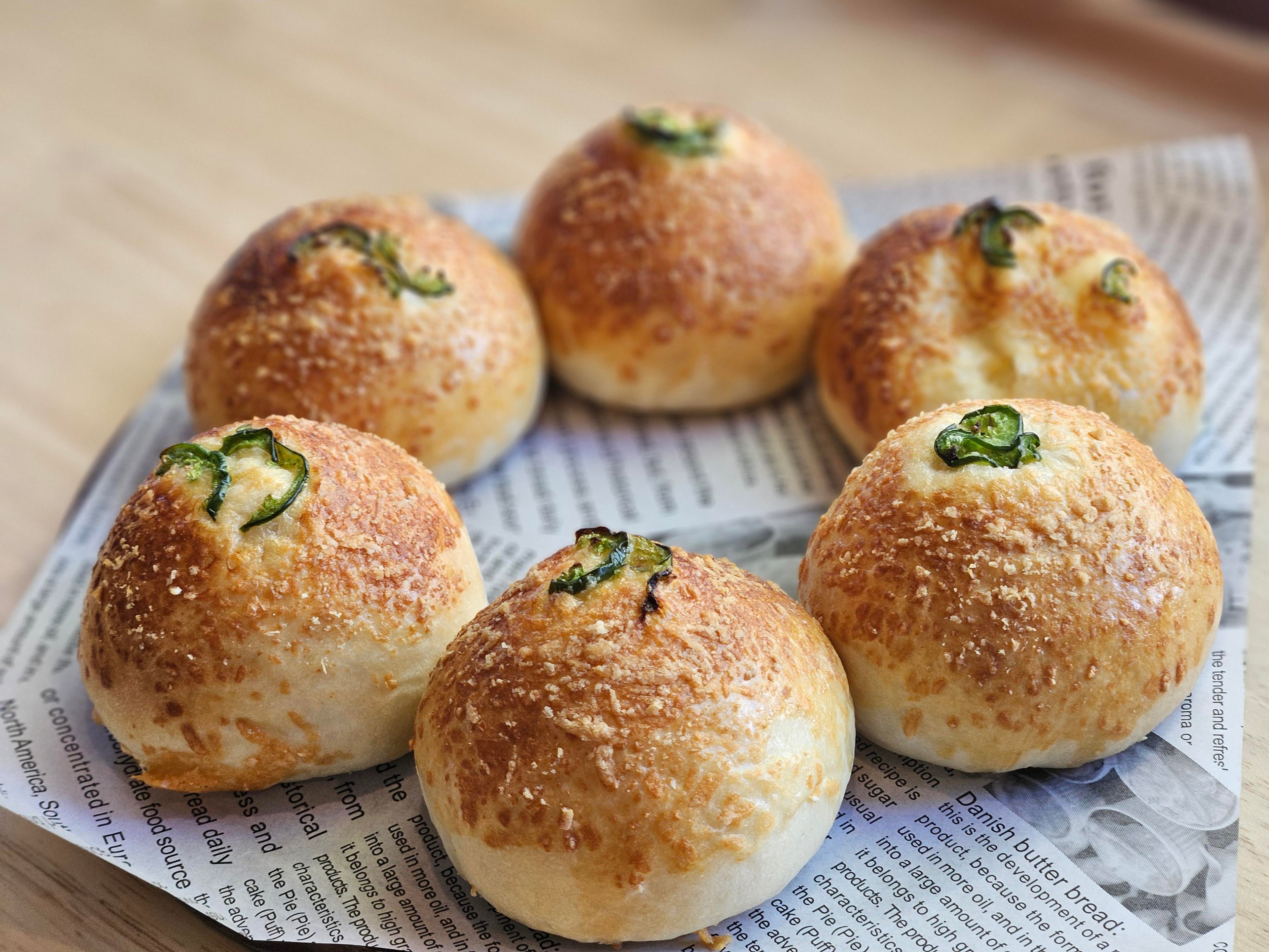 Jalapeño Cream cheese Buns (Spicy)