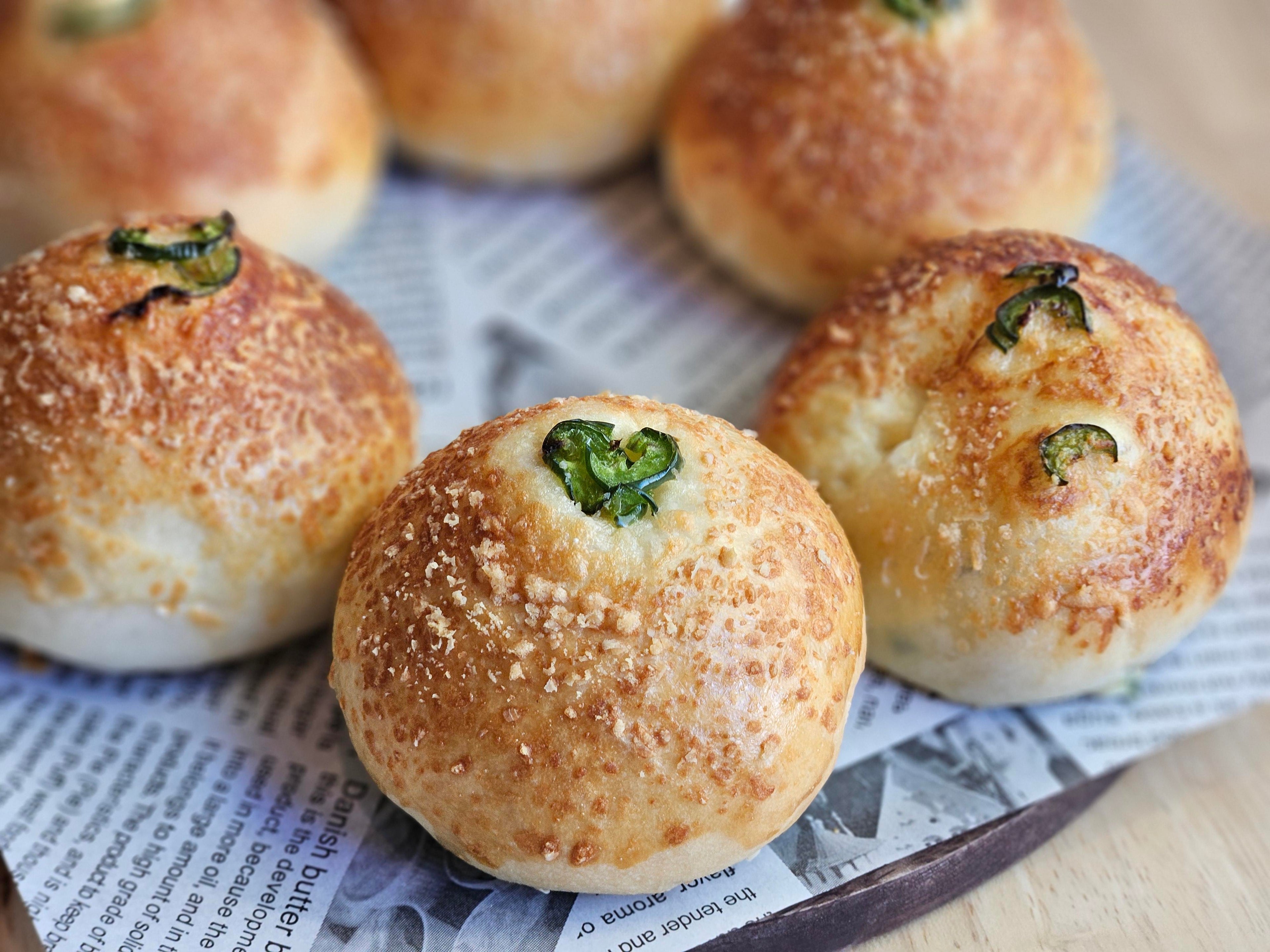 Jalapeño Cream cheese Buns (Spicy)